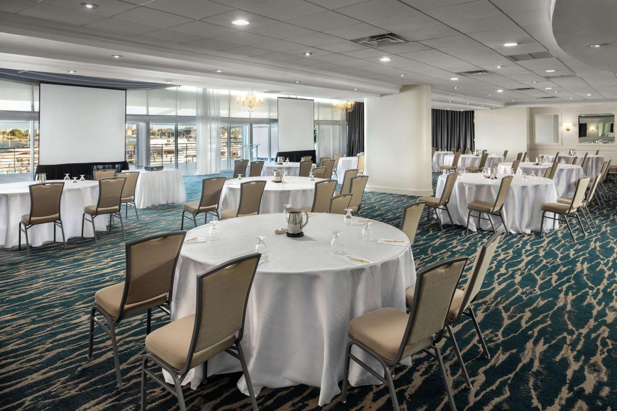 מיאמי Doubletree By Hilton Grand Hotel Biscayne Bay מראה חיצוני תמונה