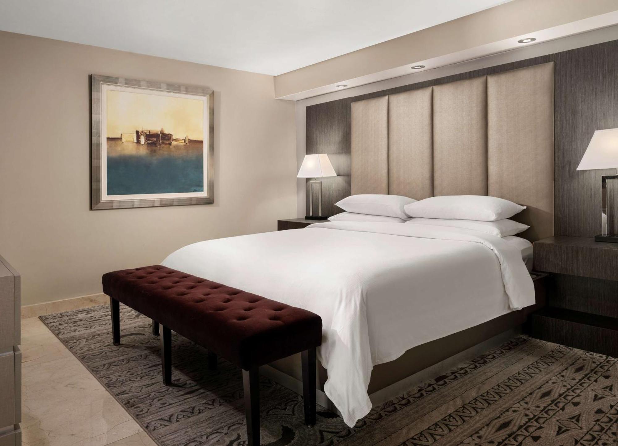 מיאמי Doubletree By Hilton Grand Hotel Biscayne Bay מראה חיצוני תמונה