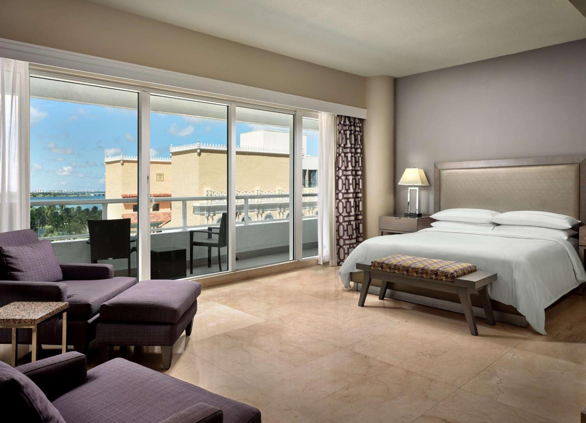מיאמי Doubletree By Hilton Grand Hotel Biscayne Bay מראה חיצוני תמונה